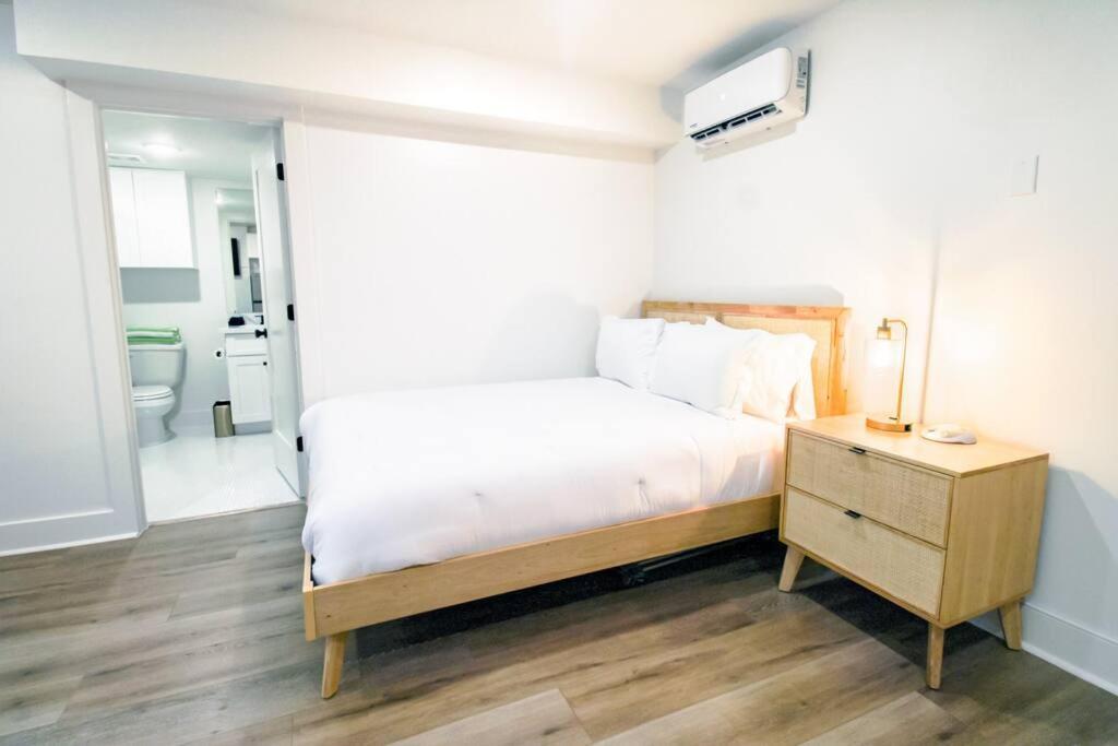 Summer Tropics Studio Apartment Two Queen Beds ガルベストン エクステリア 写真